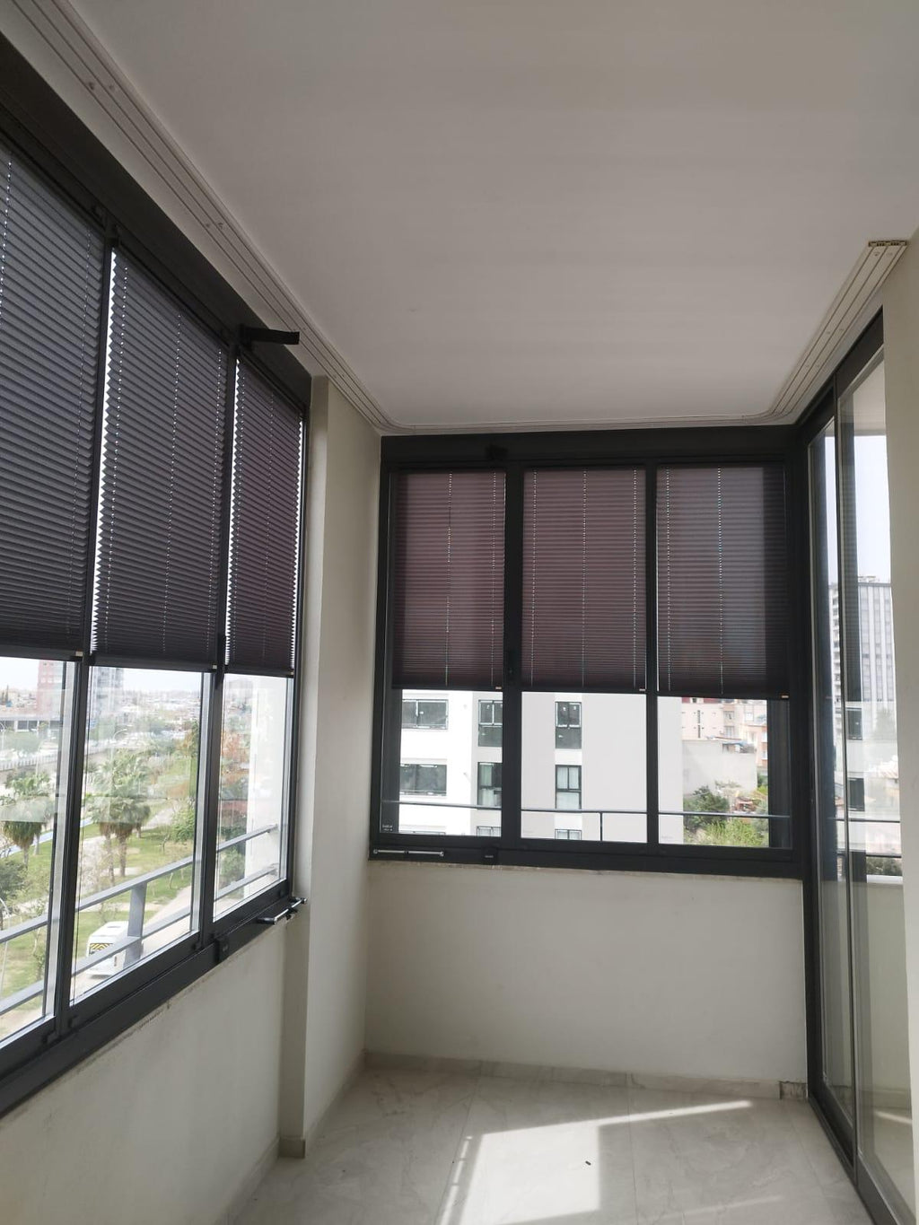 Orlenda Plise Özel Seri Cam Balkon Perdesi
